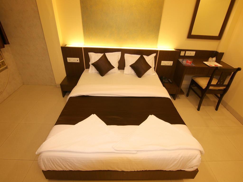 Hotel Panvel Palace Luaran gambar